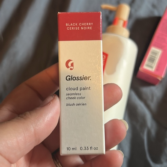 bundle of glossier items | nib - Picture 4 of 5